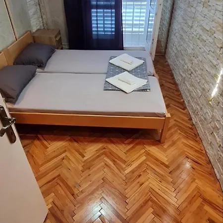 Mipilenchi Apartment Makarska Exterior photo